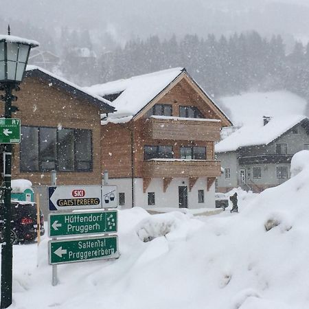Hs - Rockhaus Aparthotel Пругерн Екстериор снимка