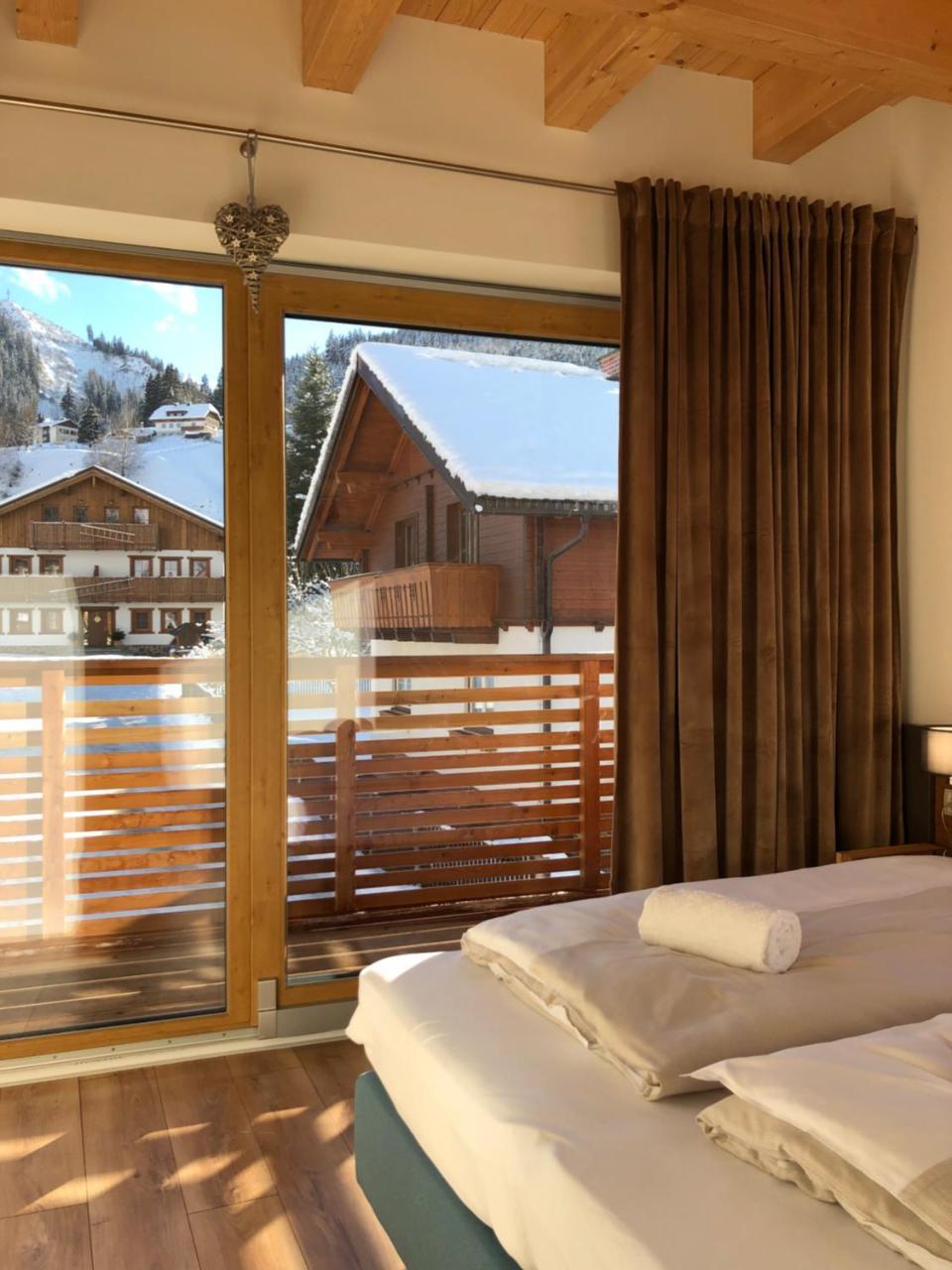 Hs - Rockhaus Aparthotel Пругерн Екстериор снимка