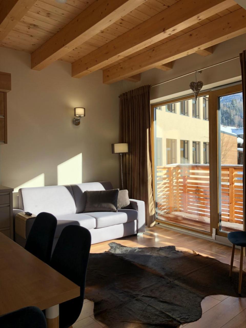Hs - Rockhaus Aparthotel Пругерн Екстериор снимка