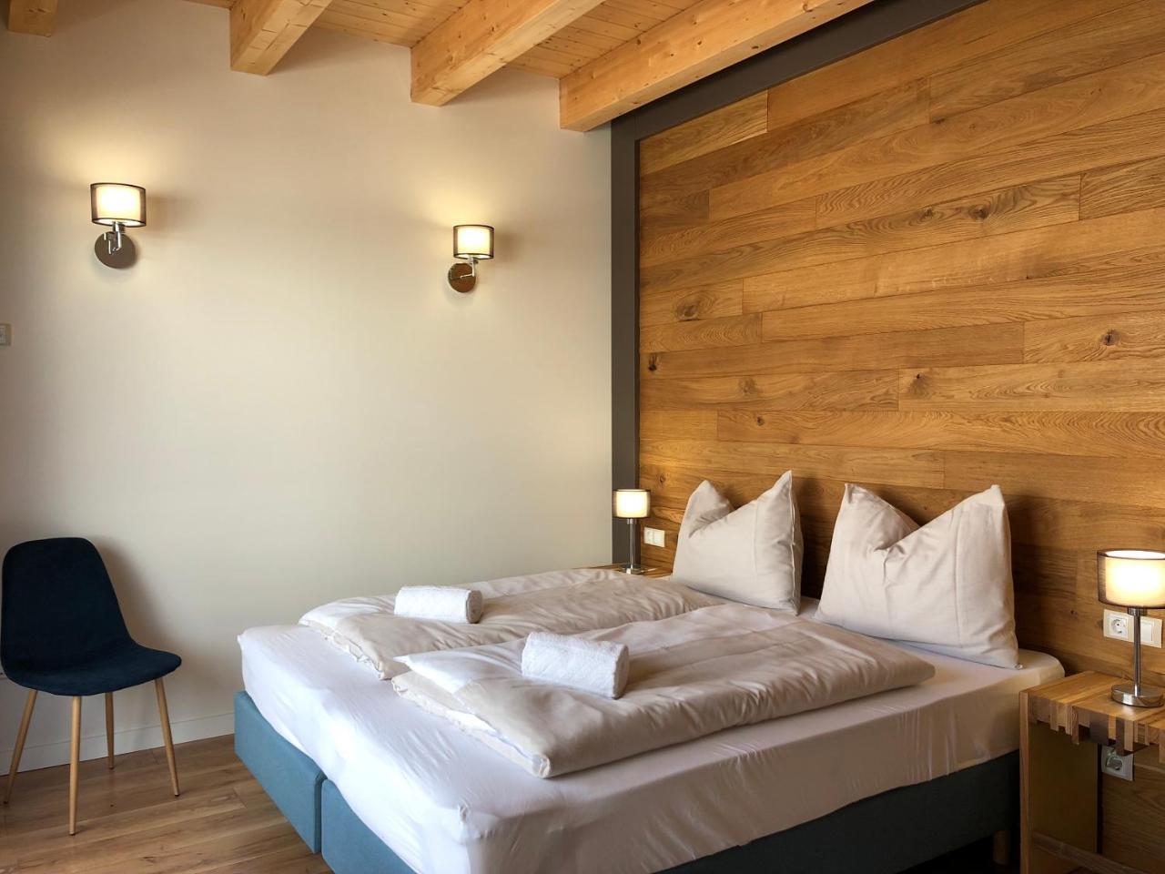 Hs - Rockhaus Aparthotel Пругерн Екстериор снимка